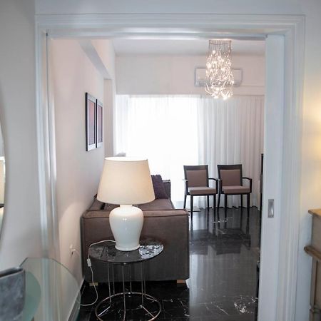 Konstantinos Stylish Brand New Apt In The Heart Of 雅典 外观 照片